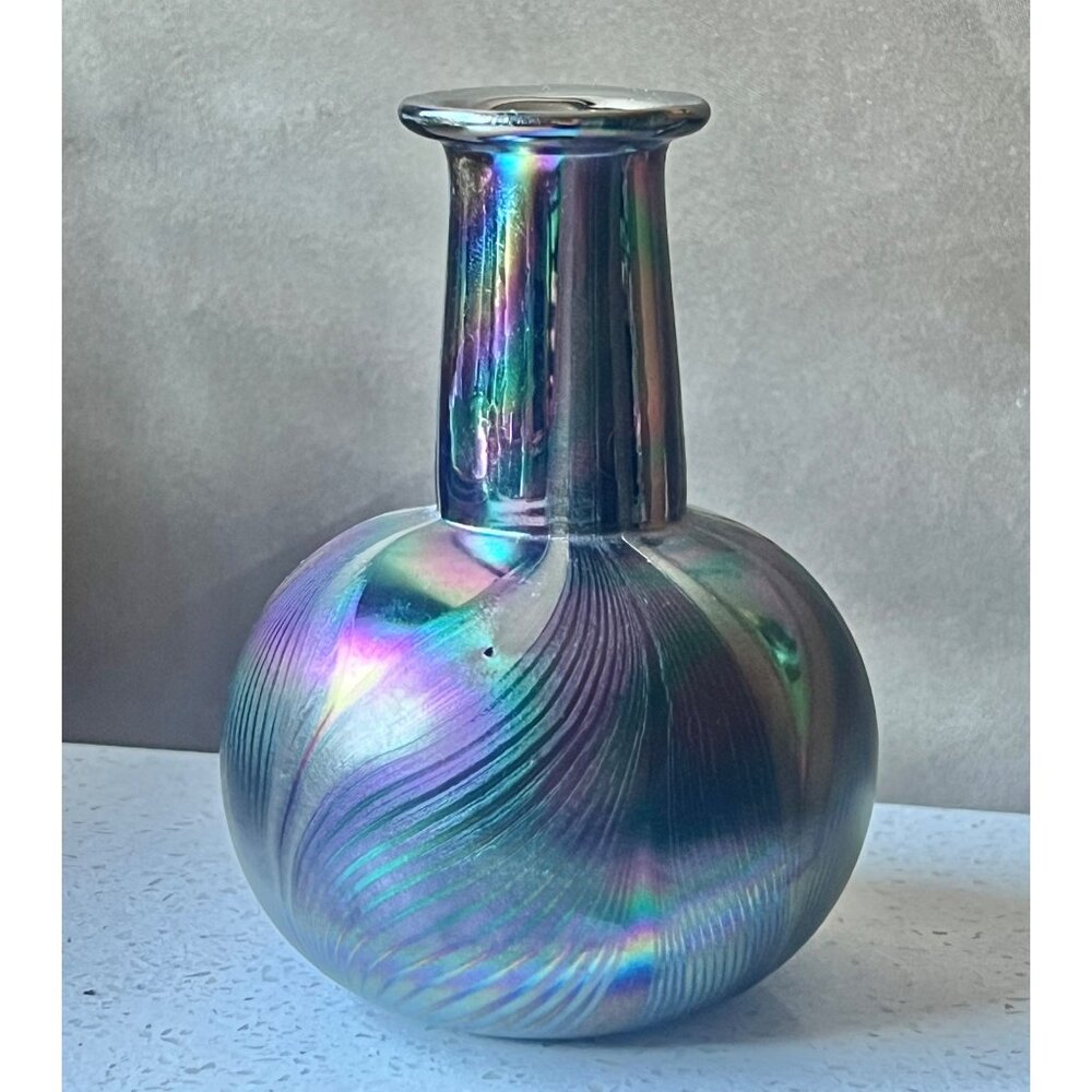 The Glass Eye Studio Blown Glass Bud Vase Signed 1982 Mt. St. Helen Iridescent